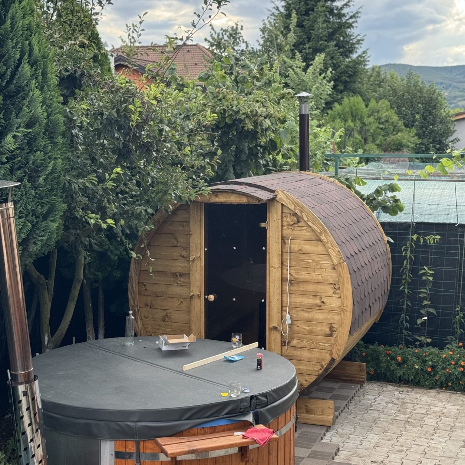 Sauna tip butoi fara bancute exterioare